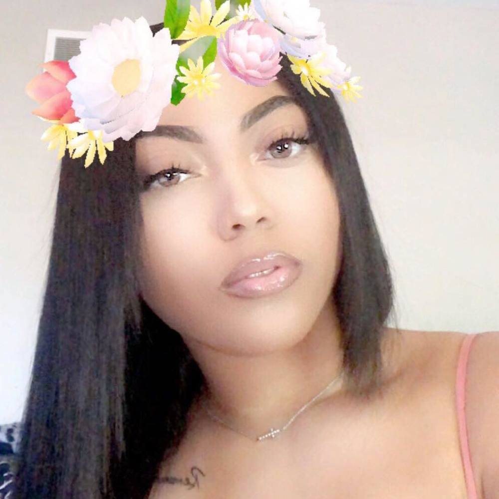 Meet your Posher, Destini